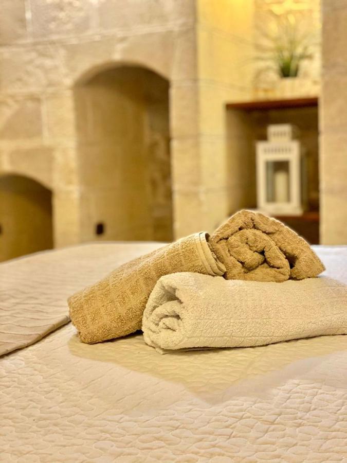 Suite Arco 166 Stanza Privata تراني المظهر الخارجي الصورة
