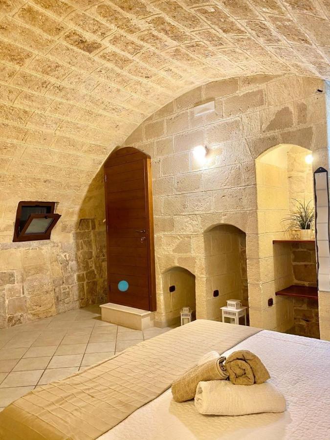 Suite Arco 166 Stanza Privata تراني المظهر الخارجي الصورة